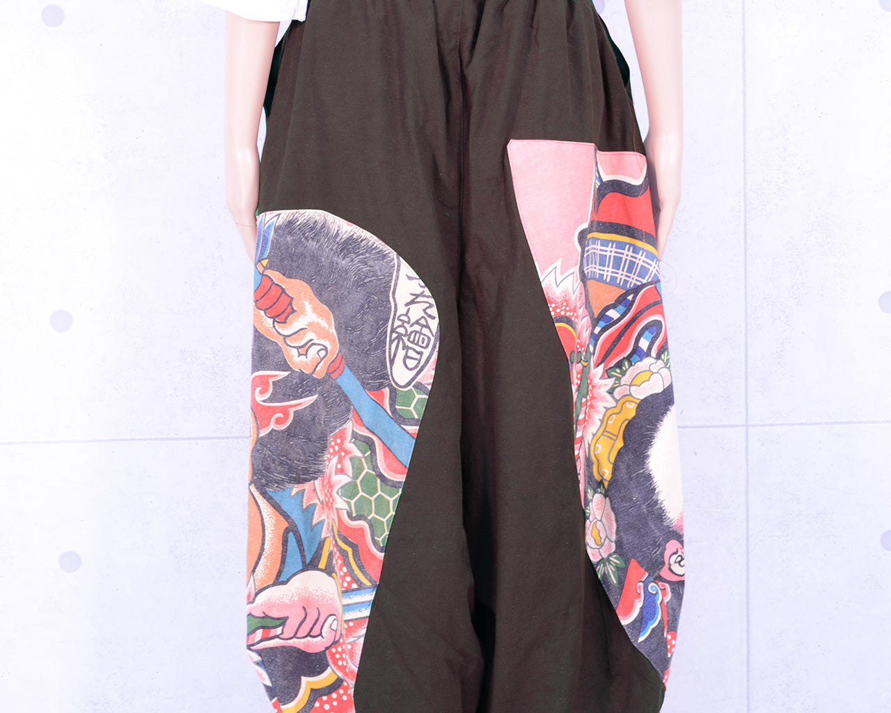 Japanese Vintage Kimono Remake Wide Pants, Made from Persimmon-dyed Cotton Fabric and Noren with Folk-style Warrior Print