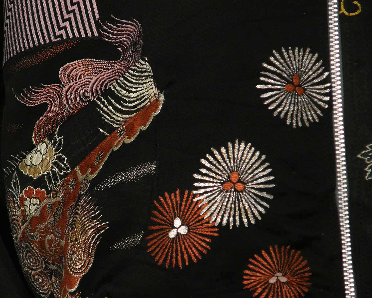 Kimono Remake Blouson with Karajishi Pattern