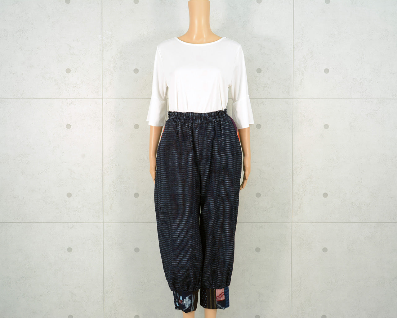 Japanese Vintage Kimono Remake Pants, Made from Indigo-dyed Shosei Kasuri, Kurume Kasuri, and Persimmon-dyed Fisherman's Flag