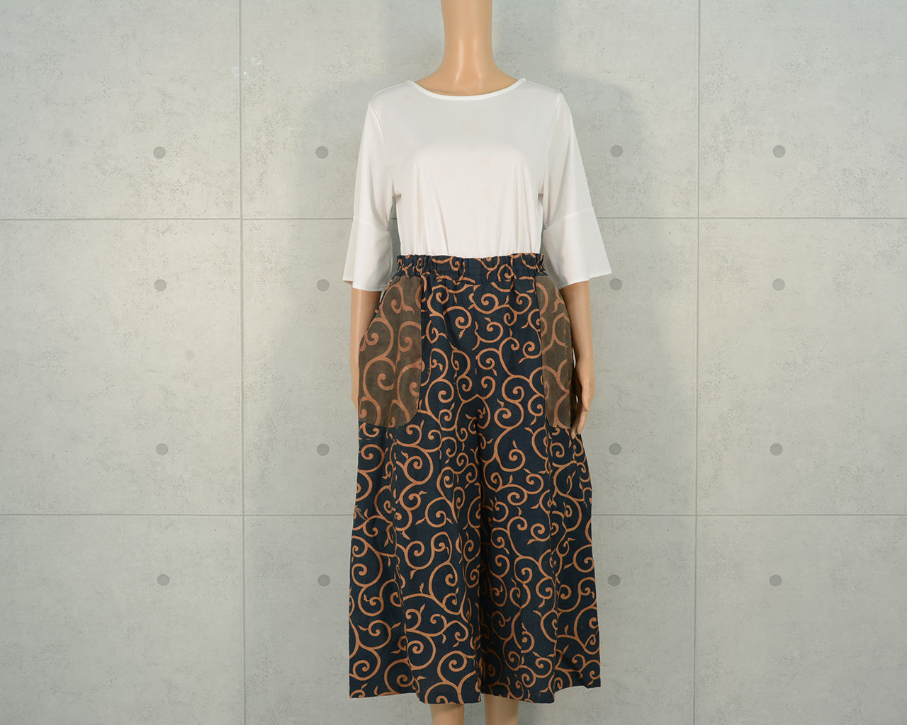 Japanese Vintage Kimono Remake Gaucho Pants, Made from Persimmon-Dyed Cotton Fabric