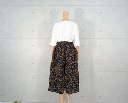 Japanese Vintage Kimono Remake Gaucho Pants, Made from Persimmon-Dyed Cotton Fabric