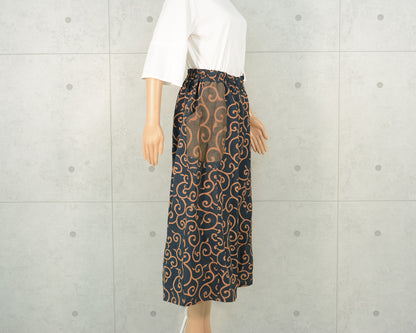 Japanese Vintage Kimono Remake Gaucho Pants, Made from Persimmon-Dyed Cotton Fabric