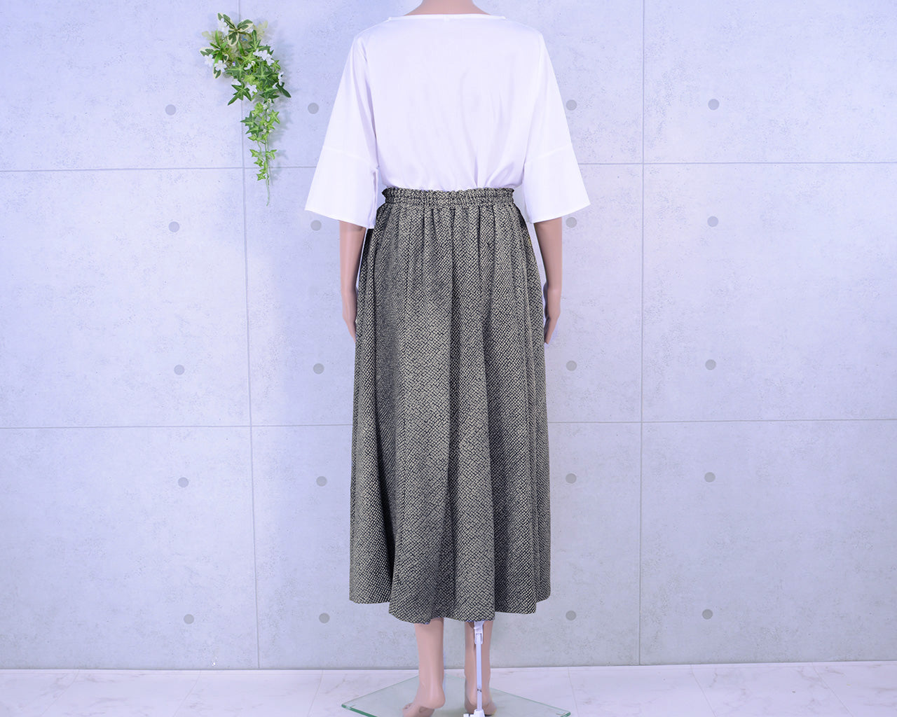 Japanese Vintage Kimono Remake Long Skirt, Total Pattern, Shibori Fabric
