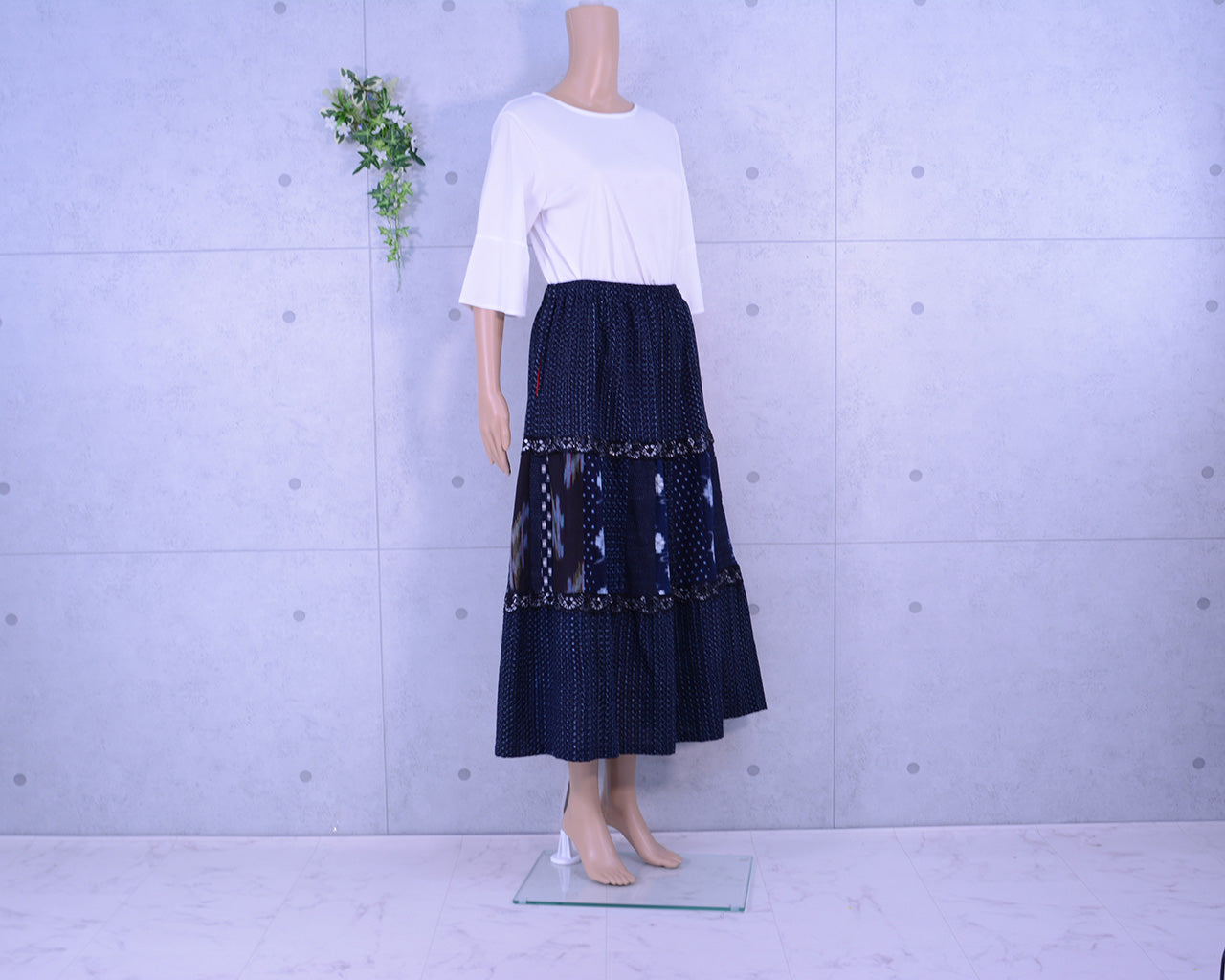 Japanese Vintage Kimono Remake Long Skirt, Switching Design, Kasuri Fabric, Lace