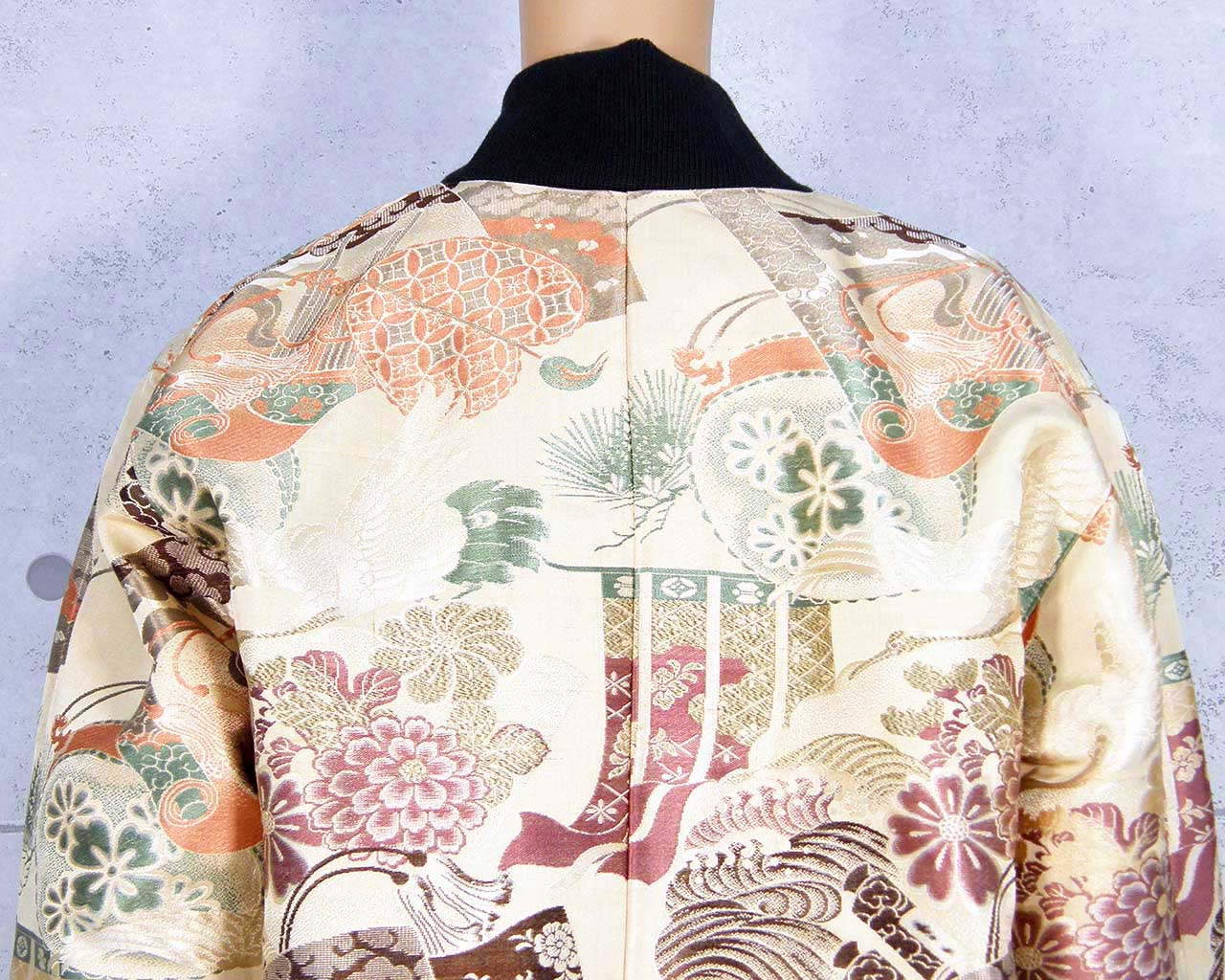 Kimono remake blouson in Japanese painting style