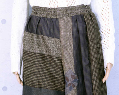 Patchwork pants of several kinds of pongee