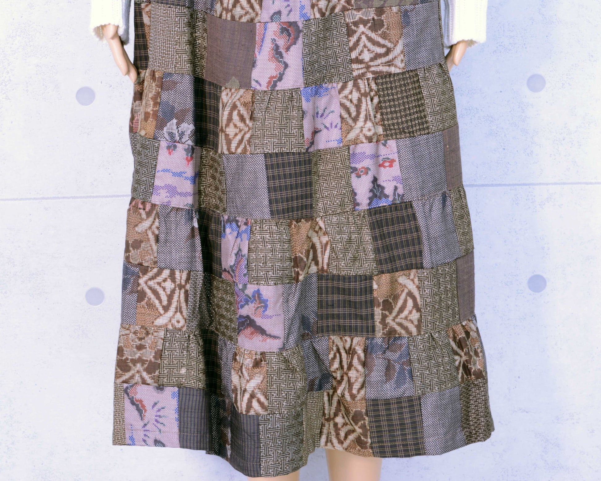 Tiered Skirt of Mud Oshima Tsumugi